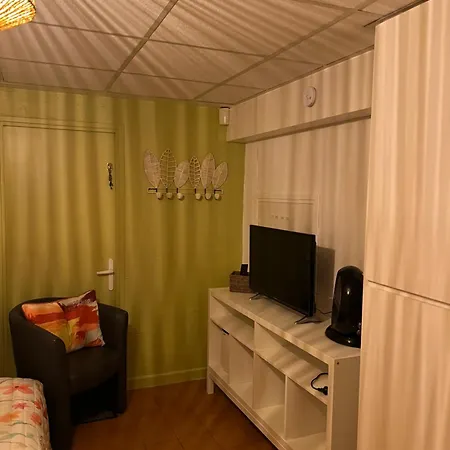 Rescator Bed & Breakfast 2*
