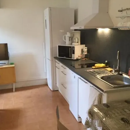 Rescator Bed & Breakfast 2*